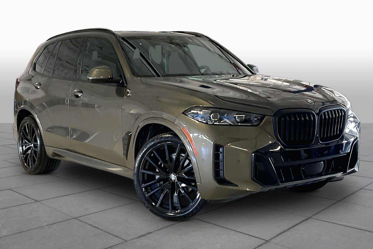 Used 2024 BMW X5 sDrive40i w/ M Sport Package RWD image 2
