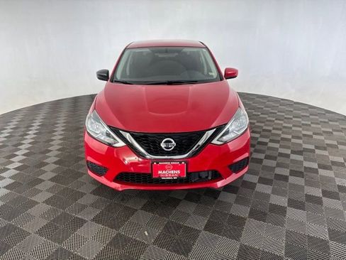 Used 2018 Nissan Sentra SV FWD image 2