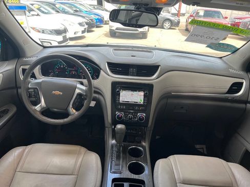 Used 2017 Chevrolet Traverse Premier AWD/4WD image 9