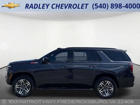 Used 2025 Chevrolet Tahoe Z71 w/ Sun And Tow Package AWD/4WD image 17