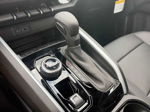 New 2026 Chevrolet Colorado Trail Boss AWD/4WD image 23