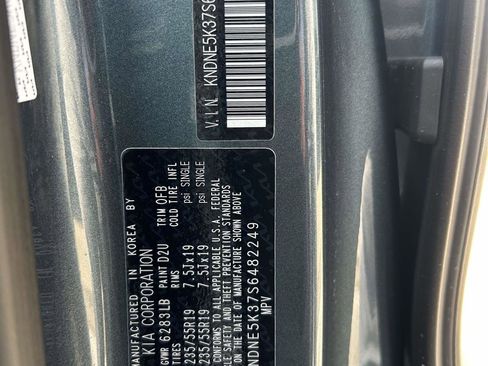 Used 2025 Kia Carnival SX Prestige image 6