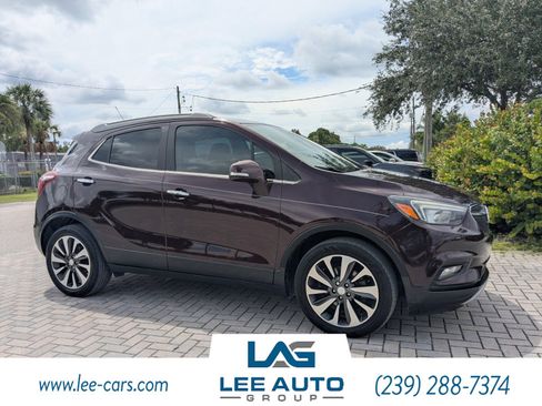 Used 2018 Buick Encore Preferred image 1