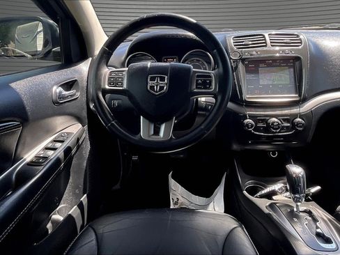 Used 2015 Dodge Journey Crossroad w/ Flexible Seating Group FWD image 8