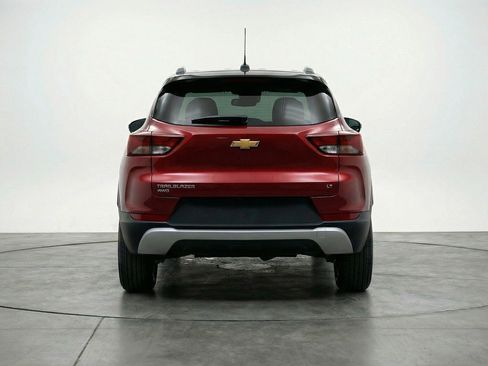 Used 2025 Chevrolet TrailBlazer LT image 7