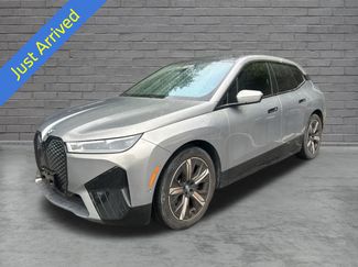 Used 2023 BMW iX xDrive50 w/ Premium Package AWD/4WD video 1