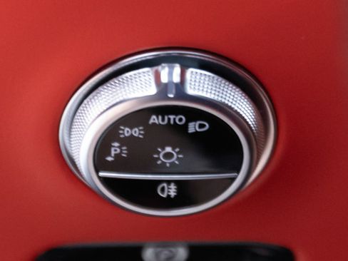 Used 2022 Mercedes-Benz SL 63 AMG 4MATIC image 75