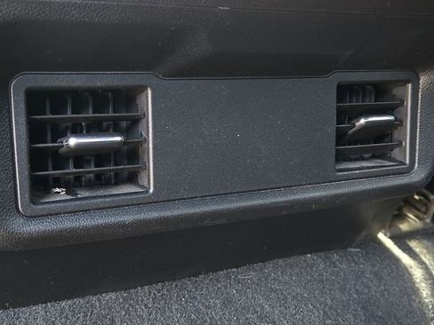 Used 2022 Chevrolet Silverado 1500 Custom image 17