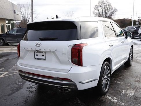 Certified 2025 Hyundai Palisade Calligraphy image 3