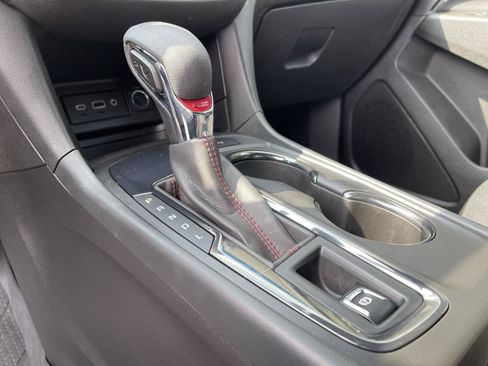 Used 2024 Chevrolet Equinox RS w/ LPO, Floor Liner Package FWD image 29