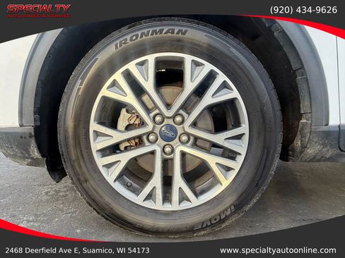 Used 2022 Ford Escape SEL image 36