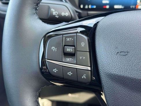 Used 2025 Ford Escape SE w/ PHEV Premium Package image 22