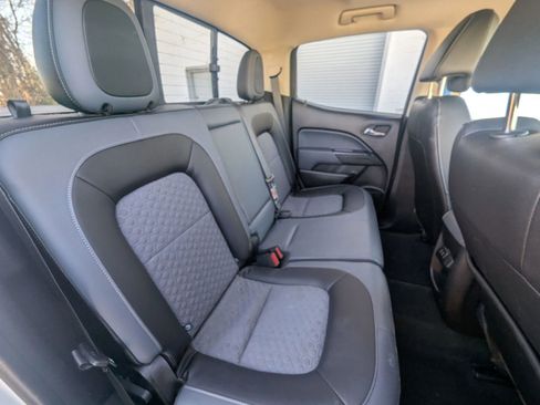 Used 2017 Chevrolet Colorado Z71 image 16