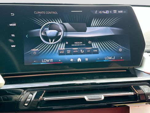 New 2026 BMW X1 xDrive28i w/ Technology Package AWD/4WD image 11