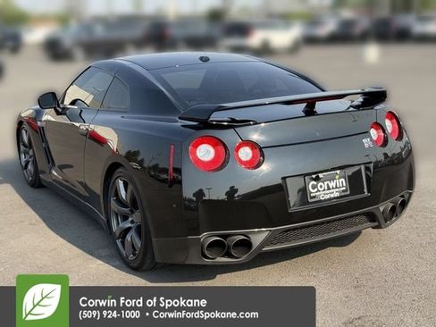 Used 2009 Nissan GT-R Premium AWD/4WD image 14