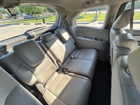 Used 2013 Honda Odyssey EX-L image 16