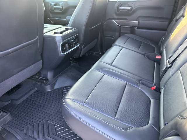 Used 2020 Chevrolet Silverado 1500 LTZ w/ LTZ Premium Package AWD/4WD image 16