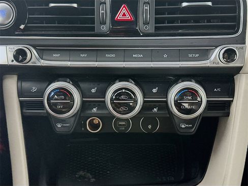 Used 2023 Genesis G70 2.0T w/ Sport Prestige Package image 18