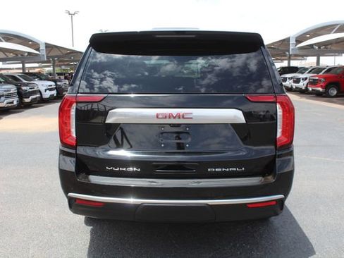 Used 2023 GMC Yukon Denali w/ Denali Reserve Package RWD image 4