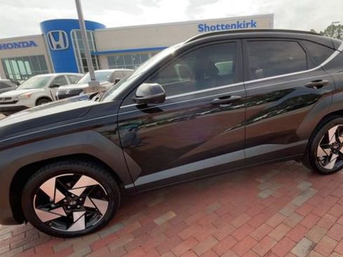 Used 2024 Hyundai Kona Limited FWD image 6