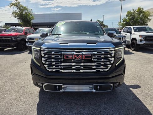 Used 2023 GMC Sierra 1500 Denali w/ Denali Reserve Package AWD/4WD image 18