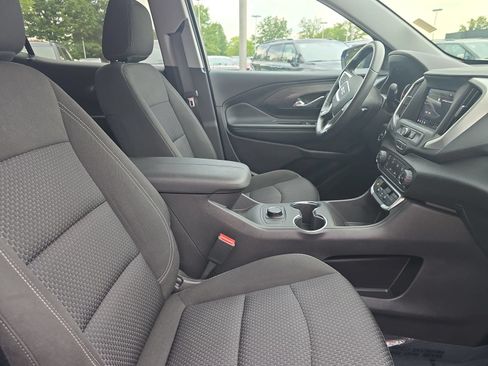 Used 2024 GMC Terrain SLE w/ Elevation Edition FWD image 10