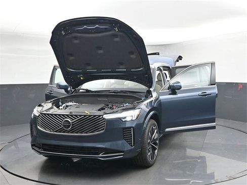 New 2026 Volvo XC90 B6 Ultra image 54
