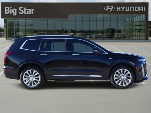 Used 2024 Cadillac XT6 Premium Luxury w/ Technology Package image 5