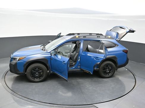 Used 2022 Subaru Outback Wilderness w/ Wilderness Package image 35