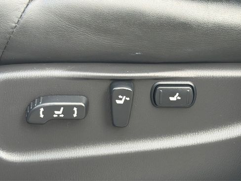 Used 2015 INFINITI QX80 4WD w/ Deluxe Technology Package image 19