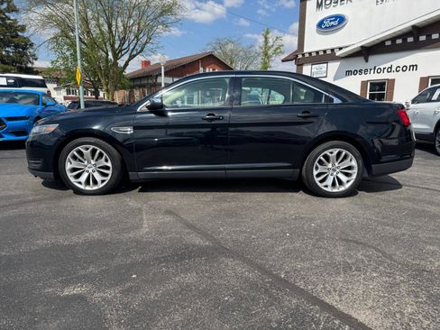 Used 2016 Ford Taurus Limited FWD image 2