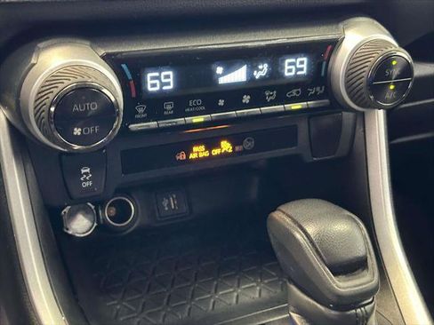 Certified 2024 Toyota RAV4 LE AWD/4WD image 22