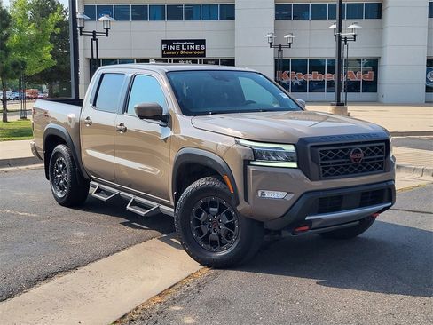 Used 2023 Nissan Frontier PRO-4X w/ Pro-4X Premium Package image 2