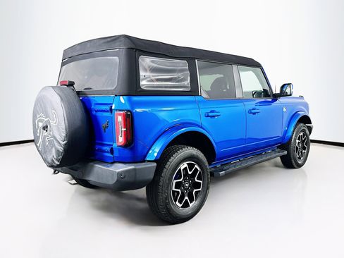 Used 2023 Ford Bronco Outer Banks image 9