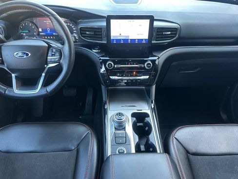 Used 2022 Ford Explorer ST-Line w/ Class IV Trailer Tow Package AWD/4WD image 17