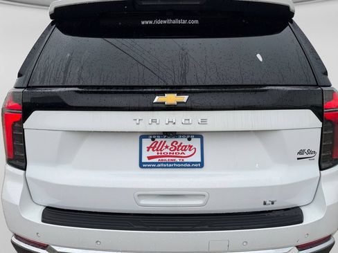Used 2025 Chevrolet Tahoe LT RWD image 11