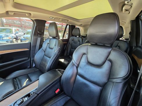Used 2019 Volvo XC90 T6 Inscription w/ Protection Package Premier image 25