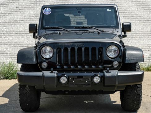 Used 2016 Jeep Wrangler Sport image 4