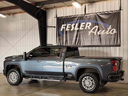 Used 2020 Chevrolet Silverado 3500 High Country AWD/4WD image 6