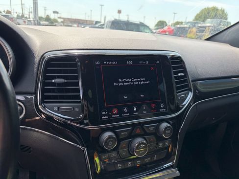 Used 2021 Jeep Grand Cherokee Trailhawk AWD/4WD image 19