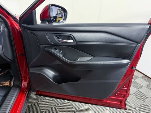 Certified 2024 Nissan Rogue SL FWD image 50