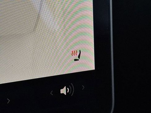 Used 2018 Tesla Model 3 Long Range image 26