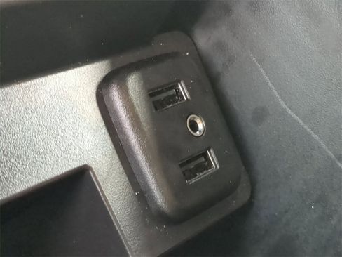 Used 2018 Chevrolet Tahoe Premier image 24