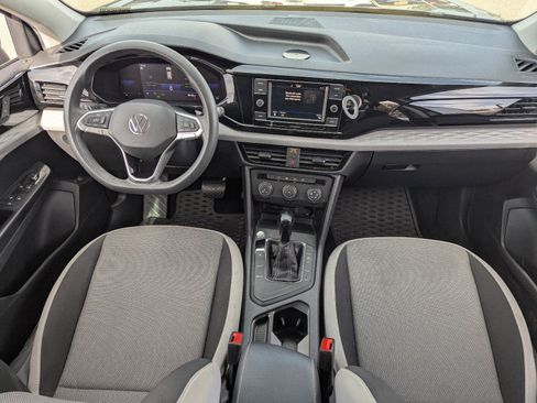 Used 2022 Volkswagen Taos S image 15