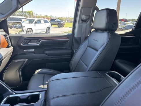 Used 2024 GMC Sierra 1500 Denali w/ Denali Reserve Package image 17