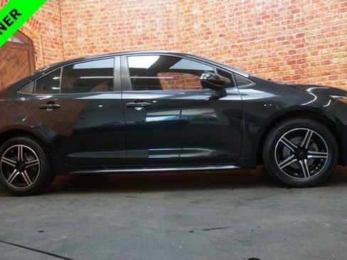 Used 2020 Toyota Corolla LE image 8