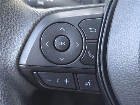 Used 2023 Toyota Corolla LE FWD image 12