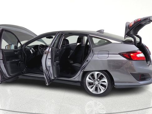 Used 2018 Honda Clarity Plug-In Hybrid image 10