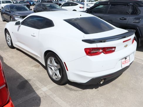 Used 2023 Chevrolet Camaro LT image 7