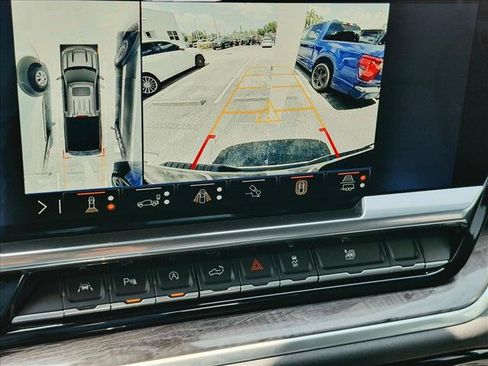 Used 2024 Chevrolet Silverado 1500 LTZ RWD image 13
